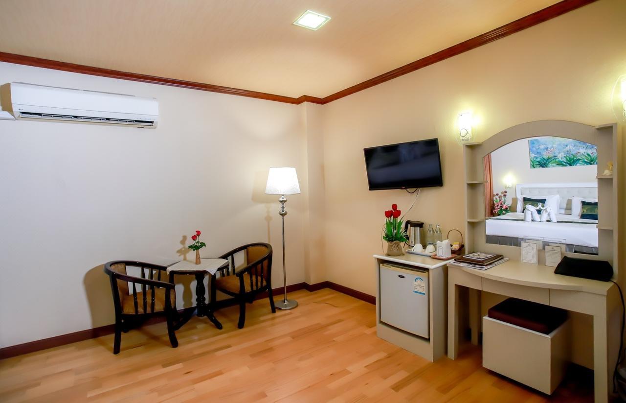 Korat Hotel - Sha Plus Nakhonratcsaszima Kültér fotó