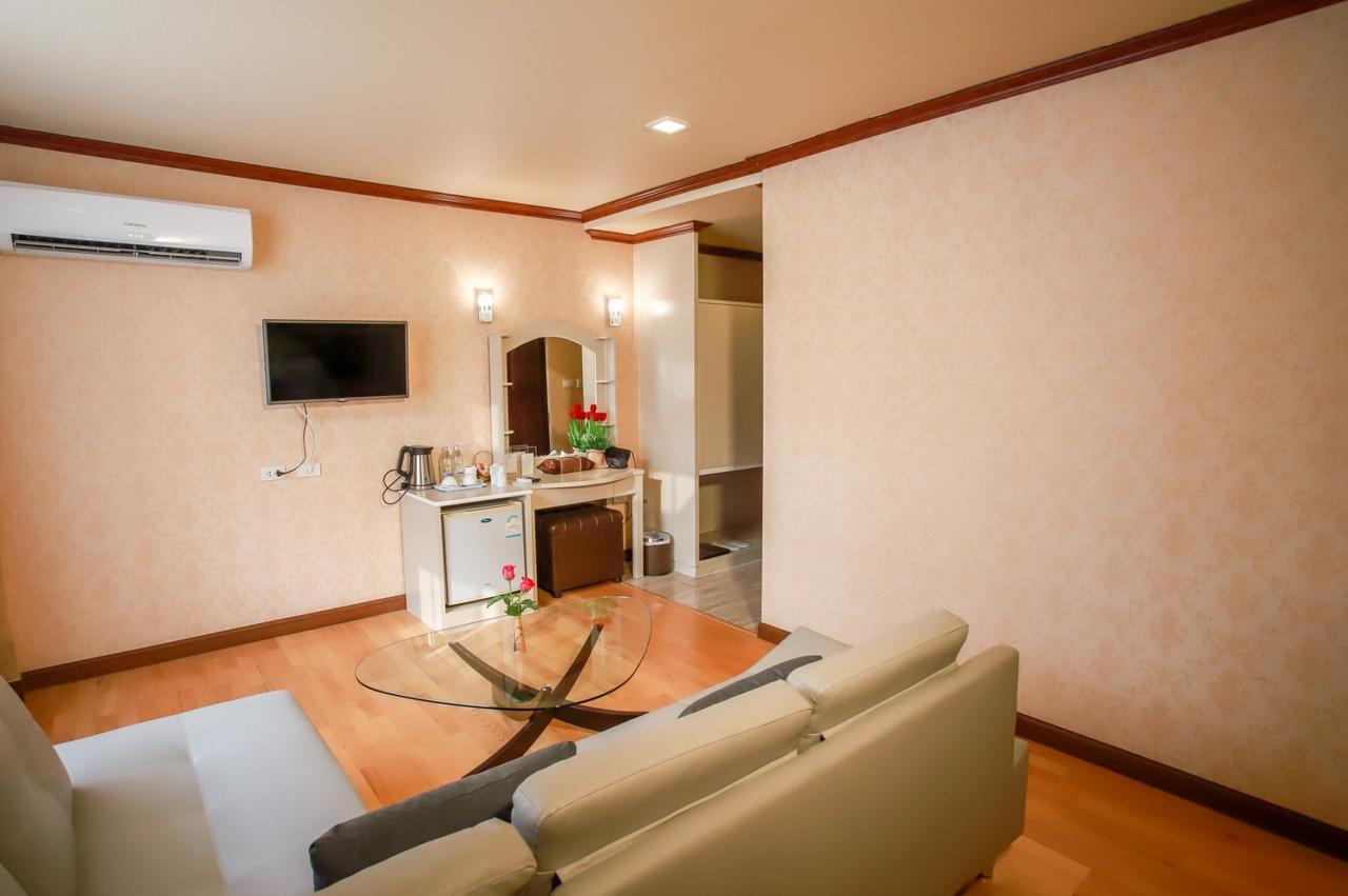 Korat Hotel - Sha Plus Nakhonratcsaszima Kültér fotó